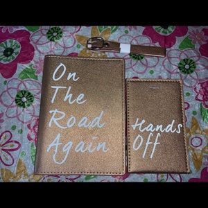 Gold Passport holder and matching luggage tags